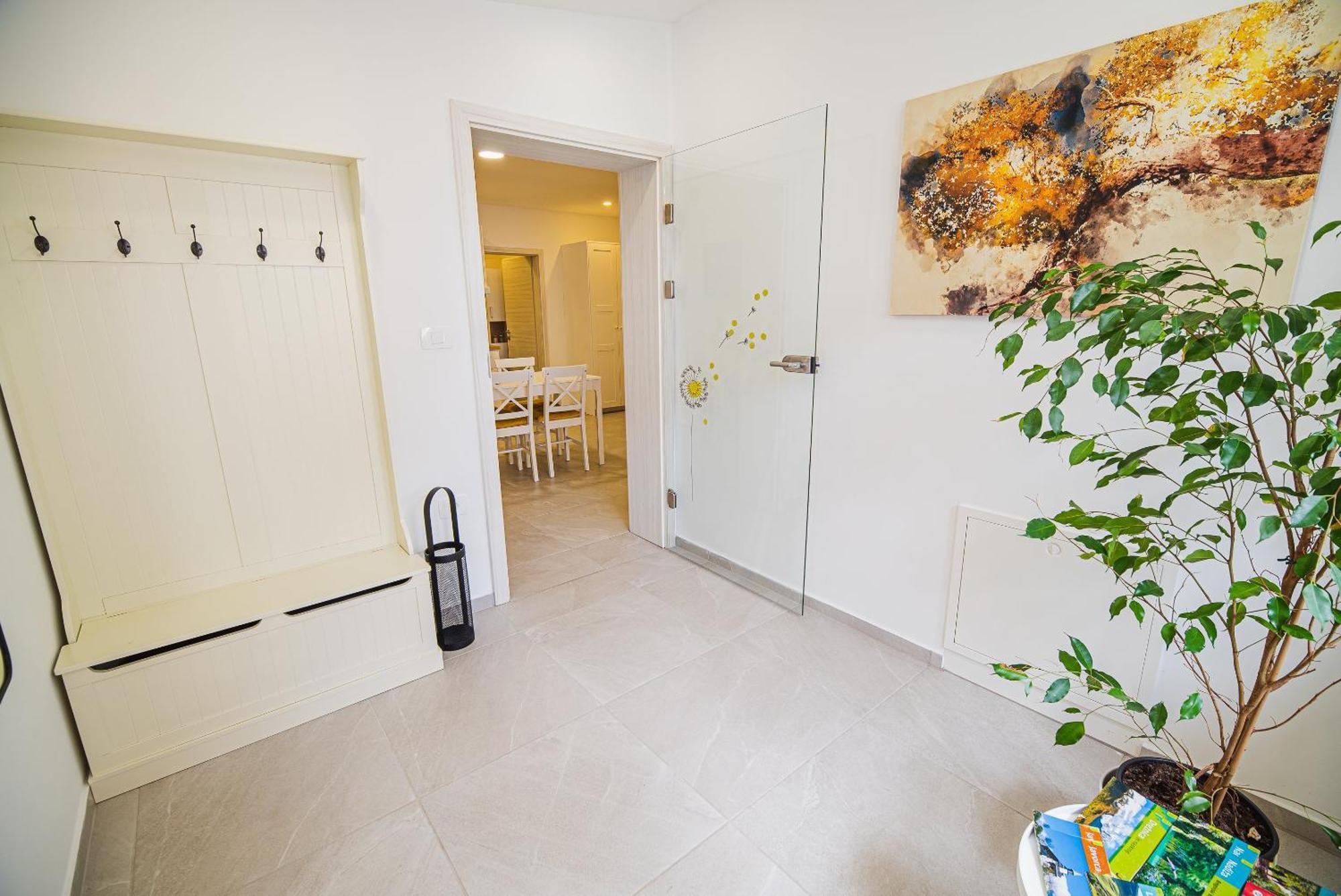 Gotar Apartment With Garden Kobarid Exteriör bild